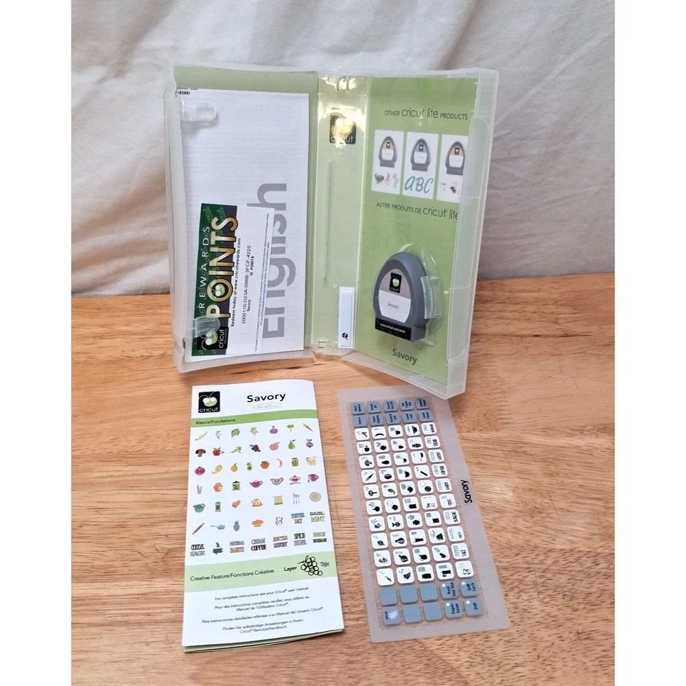 Lot of 5 Cricut Cartridges Keyboards & Booklets Missing 1 Book Crafting DIY